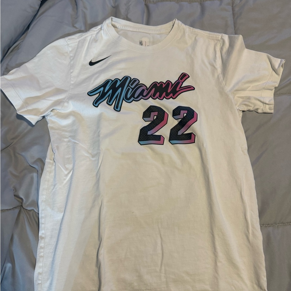 Nike White and Pink Short Sleeve Tee